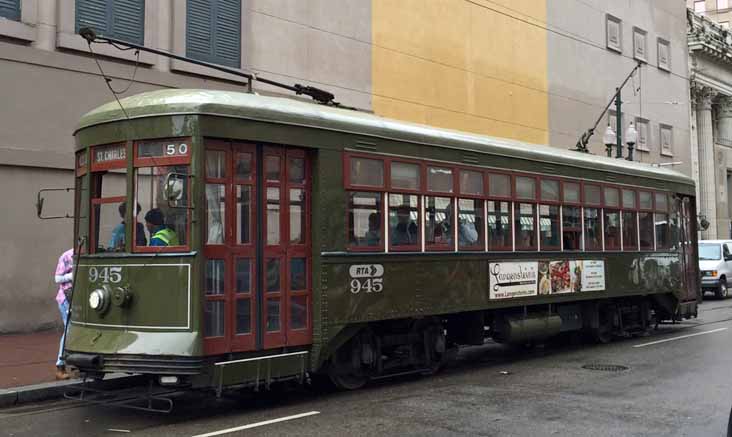New Orleans RTA streetcar 945
